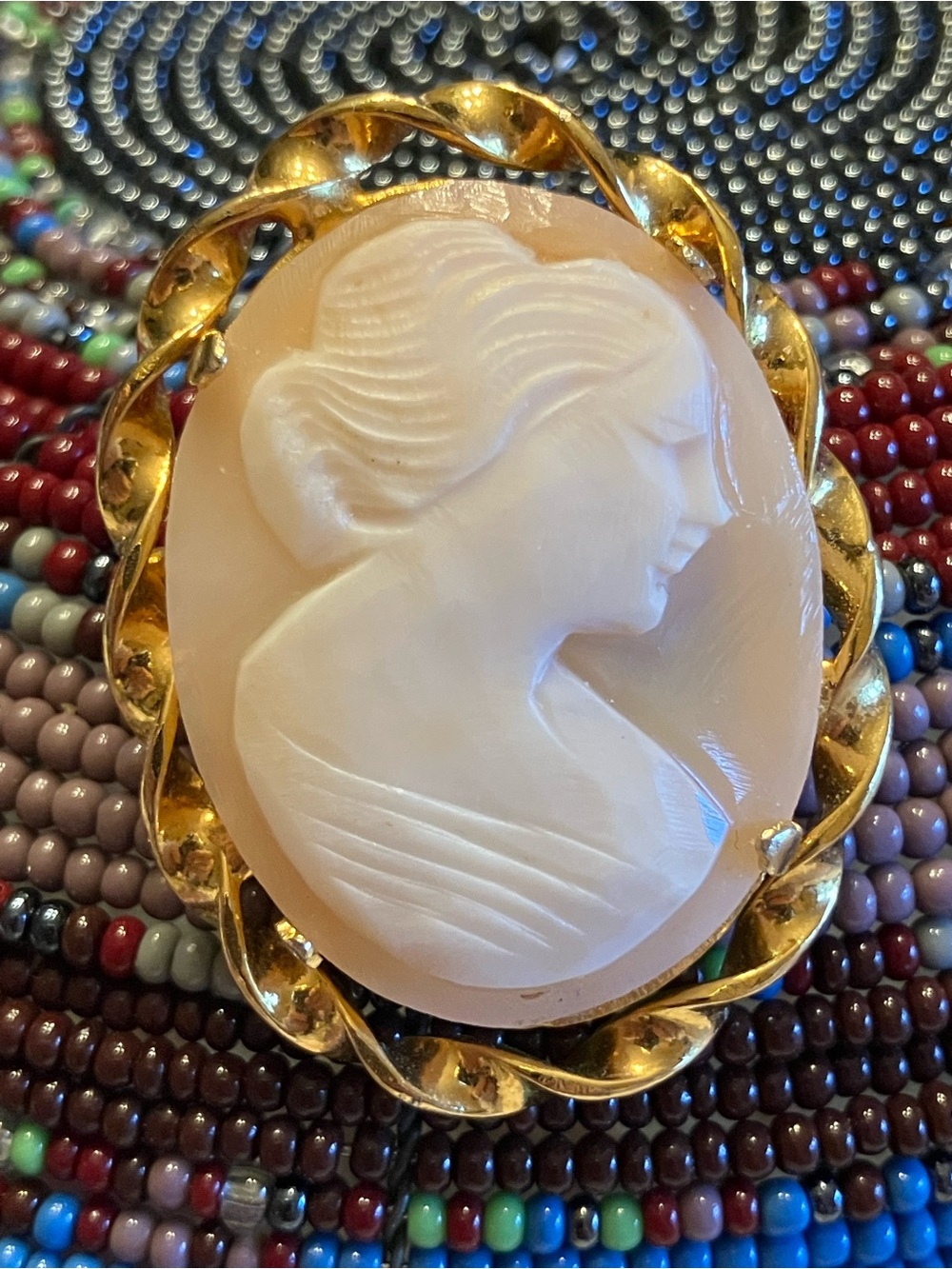 She’ll Cameo 1 1/2” Long
